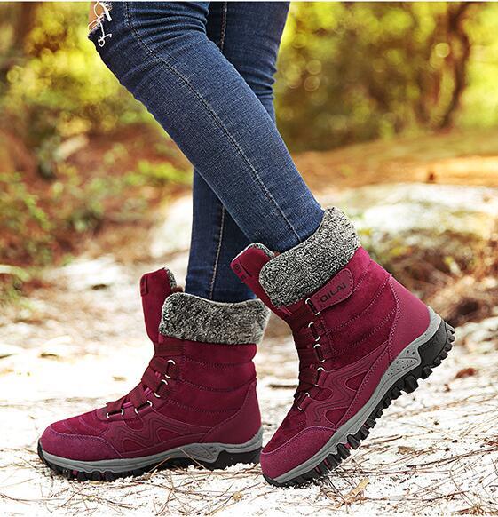 Autumn and winter Travel boots